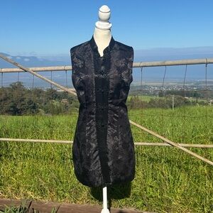 Vintage Sally black floral jacquard satin cheongsam Asian sleeveless dress M